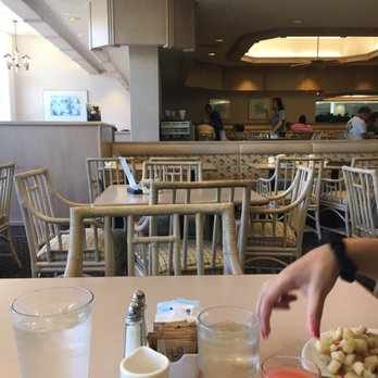 Cafe 410 - American Near Me - Honolulu, Hawaii