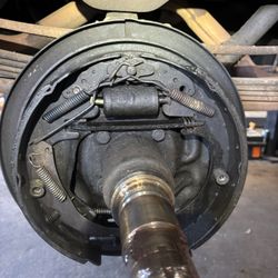CMM Mobile - Rear drum brakes on Chevy pickup