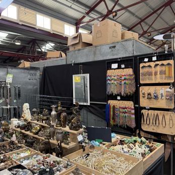 Queen Victoria Market - Farmers Market Near Me - Melbourne, VIC