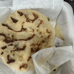 Pupusas de maíz Pupusas de maíz