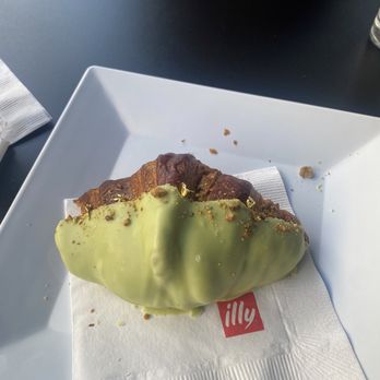 illy Caffé - Pistachio croissant - Cafes Near Me - Atlanta, Georgia illy Caffé - Pistachio croissant - Cafes Near Me - Atlanta, Georgia