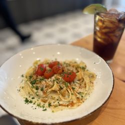 Midtown Table - Hand-Cut Fettuccini (no pancetta)
