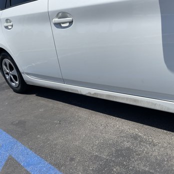 Circle Marina Speedwash - Wheel shine applicator for the right side tires leaves residue. - Car Wash Near Me - Long Beach, California