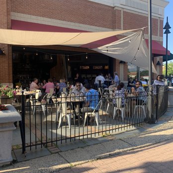 Parallel Wine and Whiskey Bar - Outdoor/Patio - Wine Bars Near Me - Ashburn, Virginia