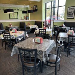 Chicken Salad Chick - Seating