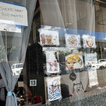 Button Up Cafe - Outside - Breakfast & Brunch Near Me - Pearl City, Hawaii