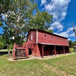 Praters Mill Historic Site - Granary
