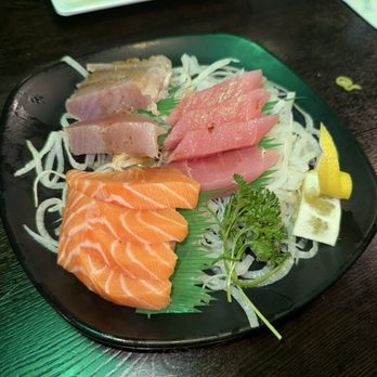 Oishii Sushi - Sashimi Salad - Sushi Bars Near Me - Riverside, California Oishii Sushi - Sashimi Salad - Sushi Bars Near Me - Riverside, California