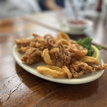 Lazy Days Restaurant - Calamari - Seafood Near Me - Islamorada, Florida Lazy Days Restaurant - Calamari - Seafood Near Me - Islamorada, Florida