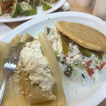 Las Cazuelas - Mexican Near Me - Orlando, Florida