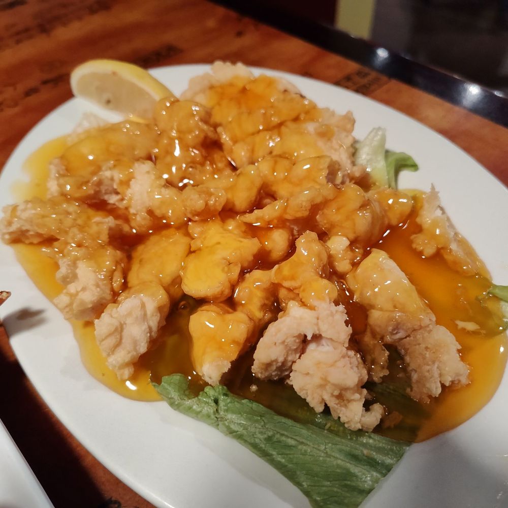 Water Moon - Gluten free lemon chicken. Not good. Had a weird texture/taste to the breading. Not disgusting just not great. - Asian Fusion Near Me - Draper, Utah Water Moon - Gluten free lemon chicken. Not good. Had a weird texture/taste to the breading. Not disgusting just not great. - Asian Fusion Near Me - Draper, Utah