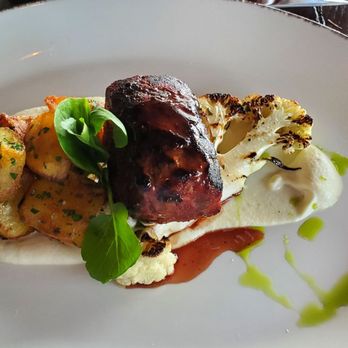 The Worman House - Venison, cauliflower puree & perfect roasted potatoes - American Near Me - Ridgedale, Missouri The Worman House - Venison, cauliflower puree & perfect roasted potatoes - American Near Me - Ridgedale, Missouri