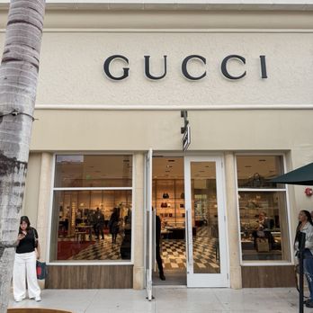 Orlando Vineland Premium Outlets - Shopping Centers Near Me - Orlando, Florida Orlando Vineland Premium Outlets - Shopping Centers Near Me - Orlando, Florida