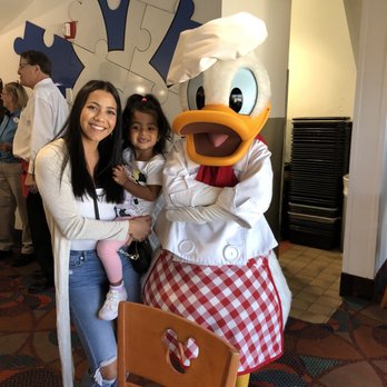 Chef Mickey's - American Near Me - Lake Buena Vista, Florida
