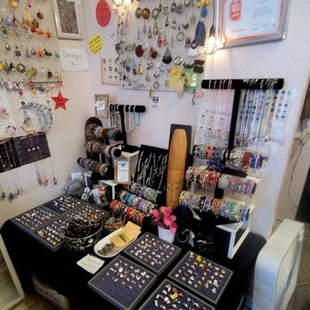 Crystal Vibez - Jewelery - Gift Shops Near Me - Sacramento, California Crystal Vibez - Jewelery - Gift Shops Near Me - Sacramento, California