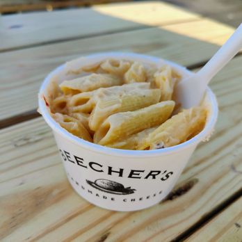 Beecher's Handmade Cheese - Mac and cheese - Cheese Shops Near Me - Seattle, Washington