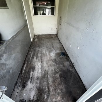 JR Moves - Junk Removal & Hauling Near Me
