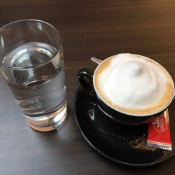 Perfekt Time - Cappuccino mit Wasser