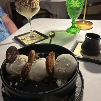 Pink Steak - Pink Sundae & Banana Tiramisu - Steakhouses Near Me - West Palm Beach, Florida Pink Steak - Pink Sundae & Banana Tiramisu - Steakhouses Near Me - West Palm Beach, Florida