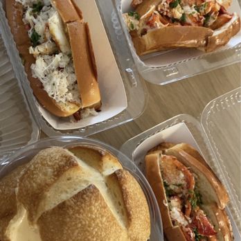 Pike Place Chowder - Lobster roll New England Clam Chowder - Seafood Near Me - Seattle, Washington Pike Place Chowder - Lobster roll New England Clam Chowder - Seafood Near Me - Seattle, Washington