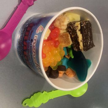 Menchie's - I come here for the toppings lol - Ice Cream & Frozen Yogurt Near Me - Laval, Quebec Menchie's - I come here for the toppings lol - Ice Cream & Frozen Yogurt Near Me - Laval, Quebec
