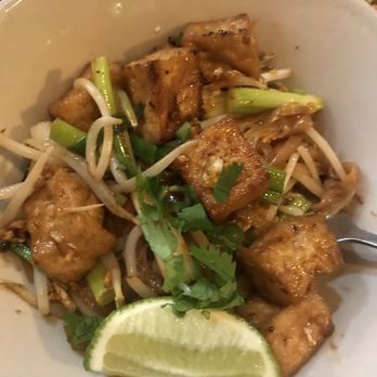 Lung Yai Thai Tapas - Pad Thai with tofu - Tapas/Small Plates Near Me - Miami, Florida Lung Yai Thai Tapas - Pad Thai with tofu - Tapas/Small Plates Near Me - Miami, Florida