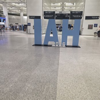 American Airlines - Airlines Near Me - Houston, Texas
