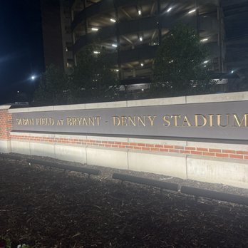 Bryant Denny Stadium - Stadiums & Arenas Near Me - Tuscaloosa, Alabama Bryant Denny Stadium - Stadiums & Arenas Near Me - Tuscaloosa, Alabama