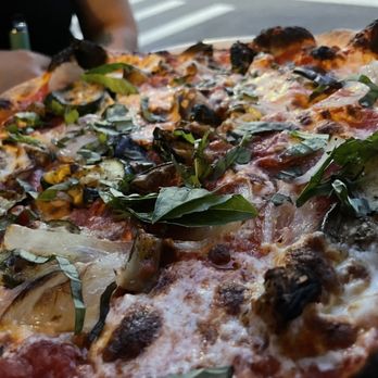 Enoteca Ama - Vegetariana Pizza -mushrooms - Pizza Near Me - Beacon, New York