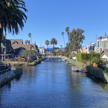 Venice Canals - Canals view - Landmarks & Historical Buildings Near Me - Venice, California Venice Canals - Canals view - Landmarks & Historical Buildings Near Me - Venice, California