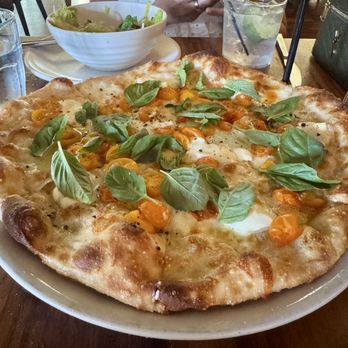 Annesso Pizzeria - Sungold Tomato Pizza - Italian Near Me - Fresno, California Annesso Pizzeria - Sungold Tomato Pizza - Italian Near Me - Fresno, California