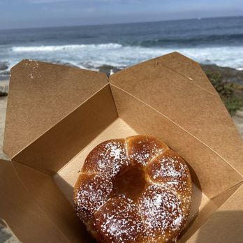 Il Giardino di Lilli - Apricot jam brioche - Coffee & Tea Near Me - San Diego, California Il Giardino di Lilli - Apricot jam brioche - Coffee & Tea Near Me - San Diego, California