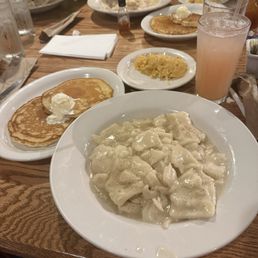 Chicken N' Dumplins Family Meal