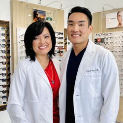 Ocean Park Optometry - Drs. Sarah and Klaus Ito.