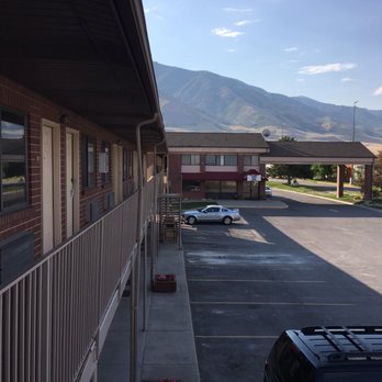 Oquirrh Mountain Inn - Hotels Near Me - Lake Point, Utah Oquirrh Mountain Inn - Hotels Near Me - Lake Point, Utah