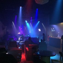 Volume hookah lounge