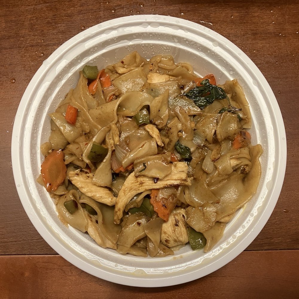 EaThai - Chicken Pad Kee Mao - Thai Near Me - Chicago, Illinois