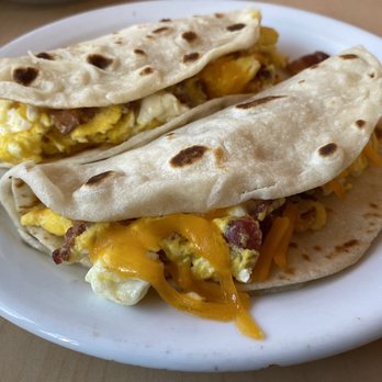 La Casa Bakery and Cafe - Bacon, Egg and Cheese breakfast tacos - Mexican Near Me - Houston, Texas