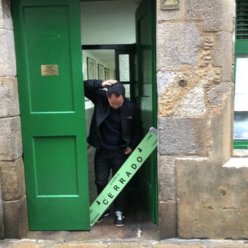 O Gato Negro - They close at 3pm - 7pm for siesta - Tapas/Small Plates Near Me - Santiago de Compostela, C O Gato Negro - They close at 3pm - 7pm for siesta - Tapas/Small Plates Near Me - Santiago de Compostela, C
