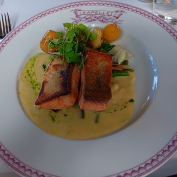 Kappeli - Seared salmon Kappeli Restaurant Helsinki - Coffee & Tea Near Me - Helsinki, 18