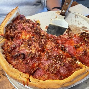 Giordano's - Meat and More Meat Deep Dish Pizza - Pizza Near Me - Columbus, Ohio Giordano's - Meat and More Meat Deep Dish Pizza - Pizza Near Me - Columbus, Ohio