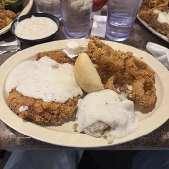 Cafe 75 - Chicken fried pork - Comfort Food Near Me - Mounds, Oklahoma