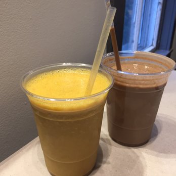 caf bar - Golden Milkshake and Banana Mudslide - Coffee & Tea Near Me - wakefield, Rhode Island