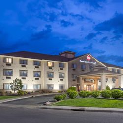 Best Western Plus Eagleridge Inn & Suites - Exterior