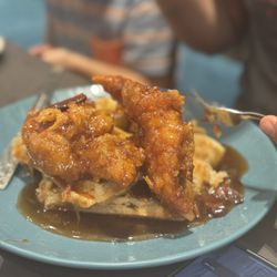 Confia - Chicken and waffles