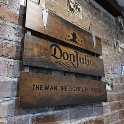 El Paso Mexican Restaurant - Wall sign