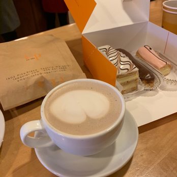 Le Panier - Napoleon, Chocolate & Strawberry Eclairs - Bakeries Near Me - Seattle, Washington