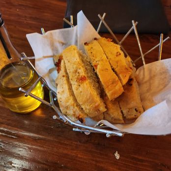 Thunder Bay Grille - complimentary foccacia bread - American Near Me - Rockford, Illinois