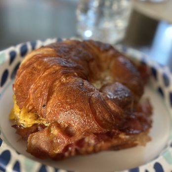 Cafe Aficionado - Breakfast Croissant Sandwich - Coffee & Tea Near Me - Los Angeles, California