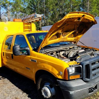 All Pro Automotive - 2007 F350 Super duty, engine fan damage radiator. - Auto Repair Near Me - Land O Lakes, Florida All Pro Automotive - 2007 F350 Super duty, engine fan damage radiator. - Auto Repair Near Me - Land O Lakes, Florida